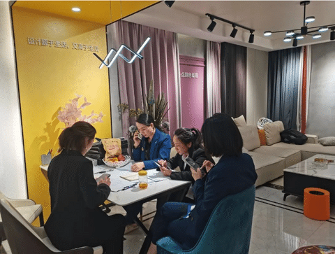 金商故事丨年签500+单，这位安陆卡百利艺术涂料经销商如何巾帼不让须眉？