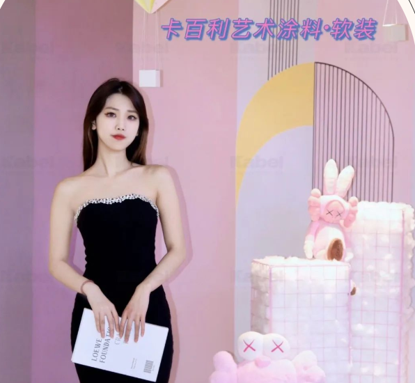 达人探店丨帅哥美女云集的拍照打卡点，居然是一家艺术涂料软装馆！