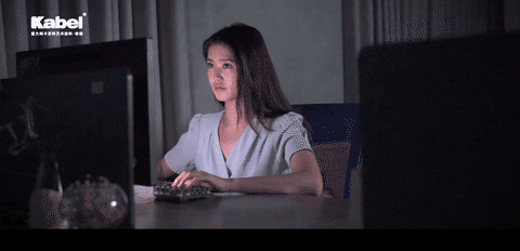 不负韶华，扬帆追梦，追寻自己的闪光点——卡百利“丝绸幻彩”系列